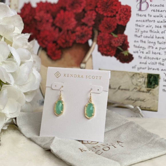 NEW KENDRA SCOTT LEE EARRINGS IN CHALCEDONY GREEN - Picture 3 of 7